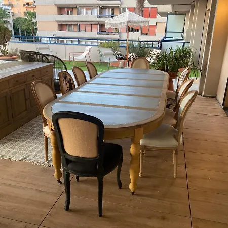 Myhome 75 Premium Luxury לינה וארוחת בוקר פסקרה