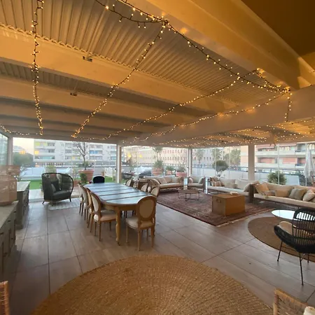 Myhome 75 Premium Luxury לינה וארוחת בוקר 4*
