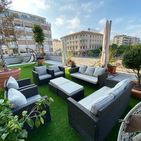 לינה וארוחת בוקר Myhome 75 Premium Luxury