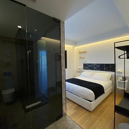 Myhome 75 Premium Luxury 4* פסקרה