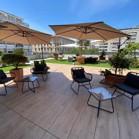 Myhome 75 Premium Luxury Alojamento de Acomodação e Pequeno-almoço 4*