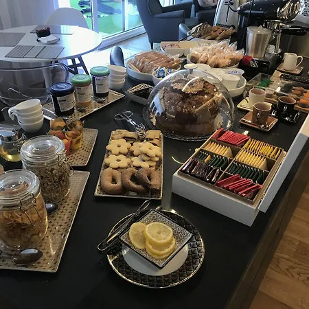 Myhome 75 Premium Luxury Bed & Breakfast