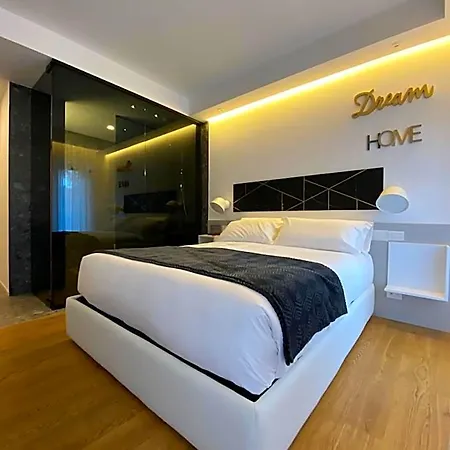 Myhome 75 Premium Luxury 4* Πεσκάρα