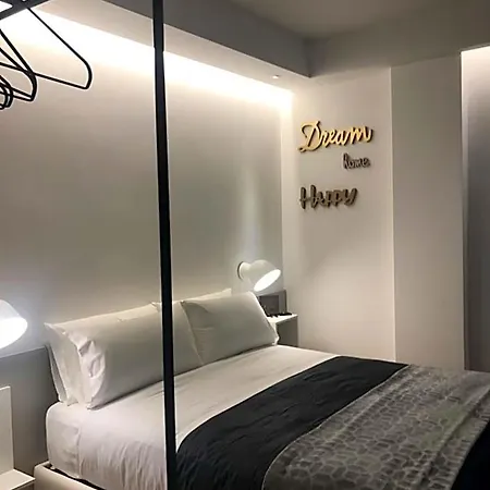 Bed and Breakfast Myhome 75 Premium Luxury 4*