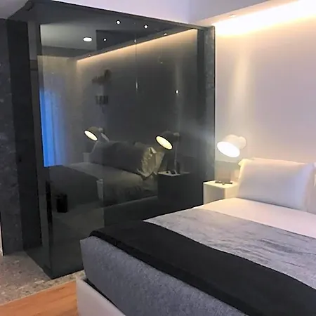 Myhome 75 Premium Luxury 4* Πεσκάρα