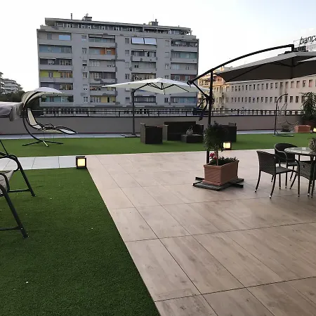 Myhome 75 Premium Luxury Panzió 4*